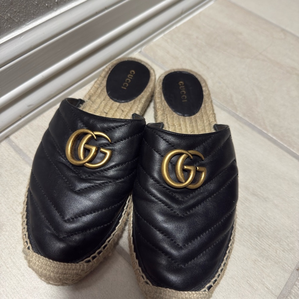 Gucci Black and Gold Espadrille Mules
